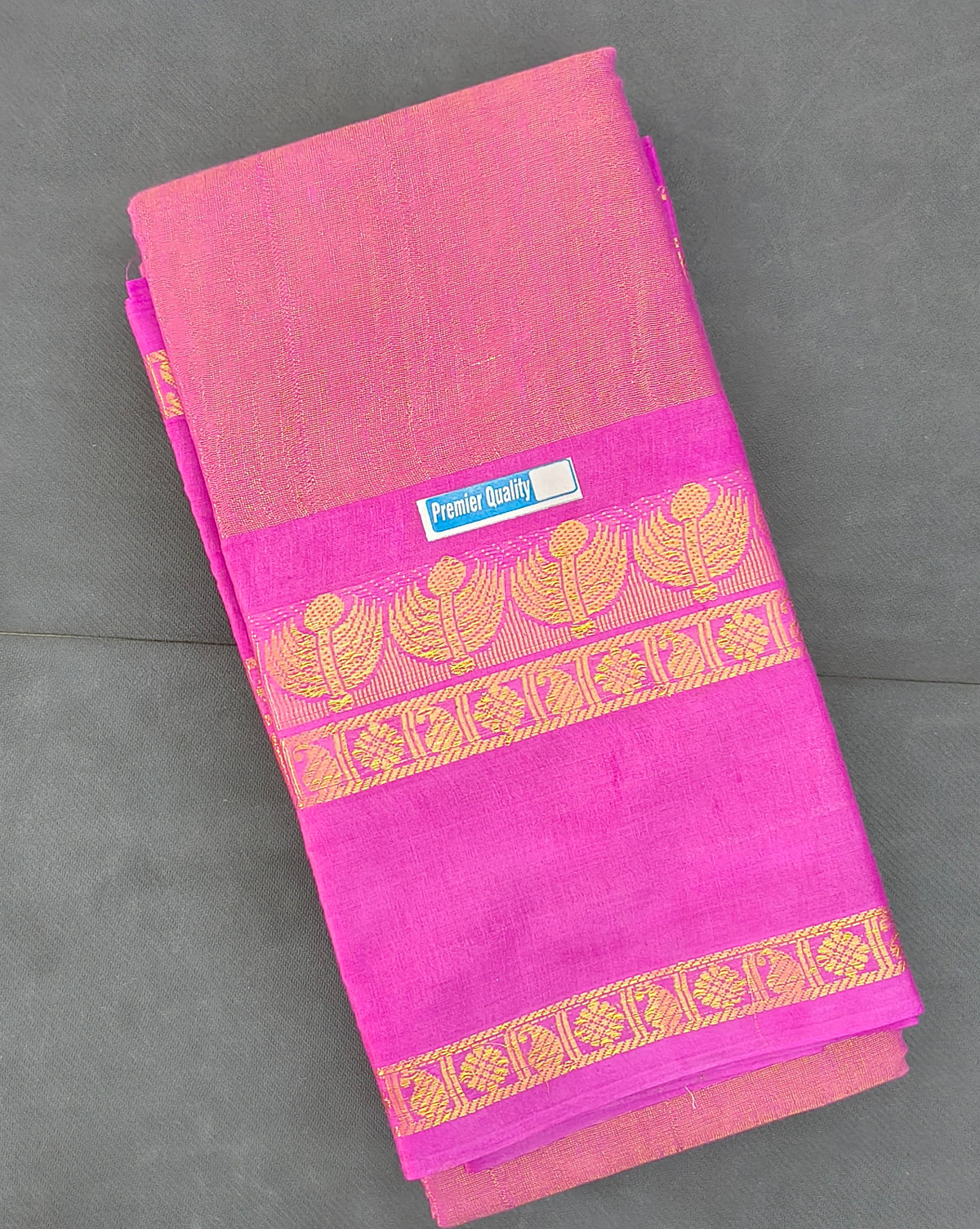 Kamatchi tissu saree (With blouse)