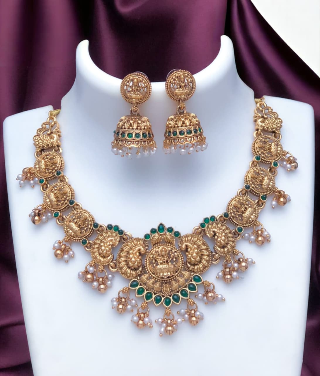 Premium Emerald Haram – Antique Gold Kundan Jewellery