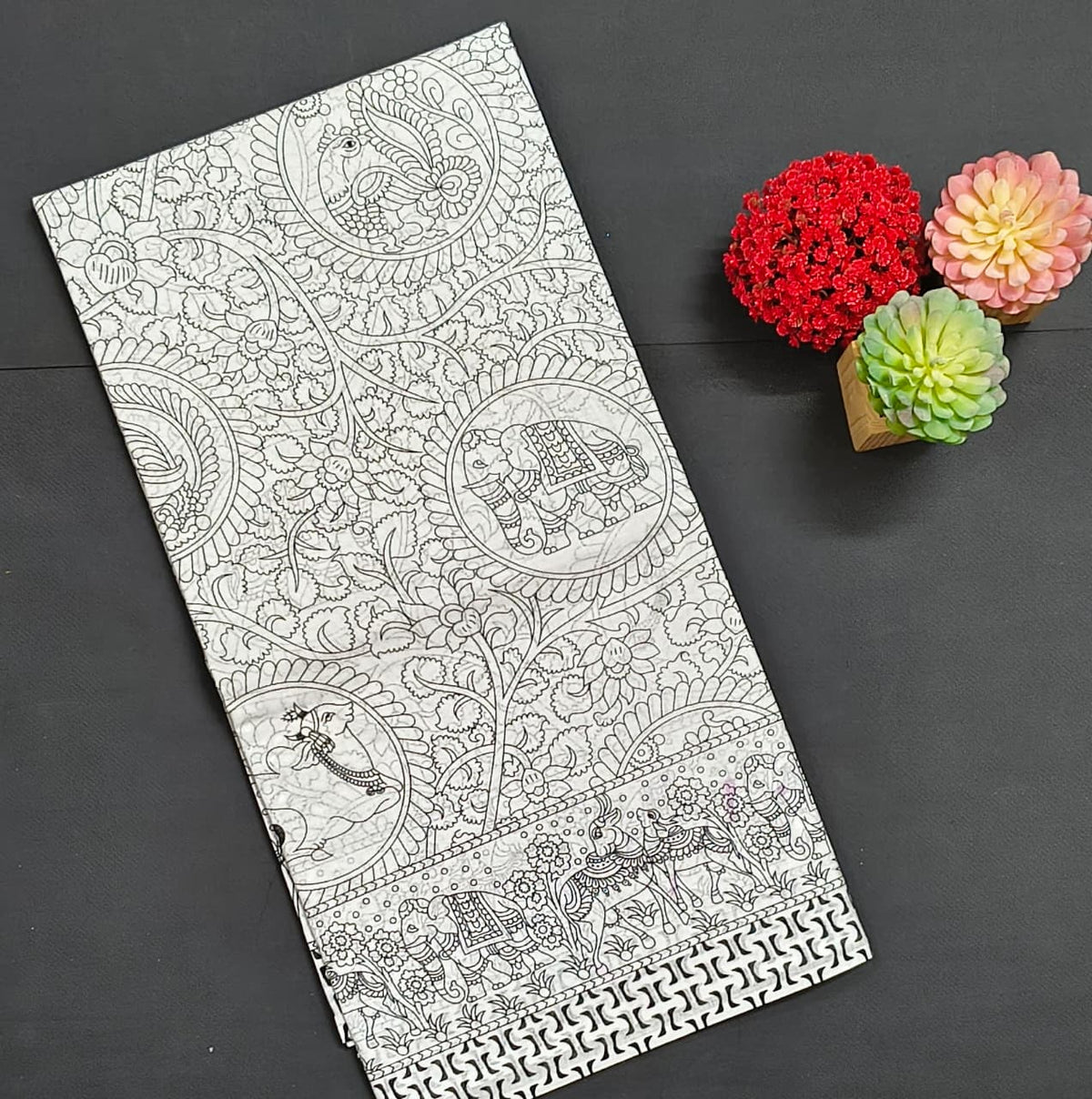 Kalamkari Cotton Saree – Monochrome Print Saree
