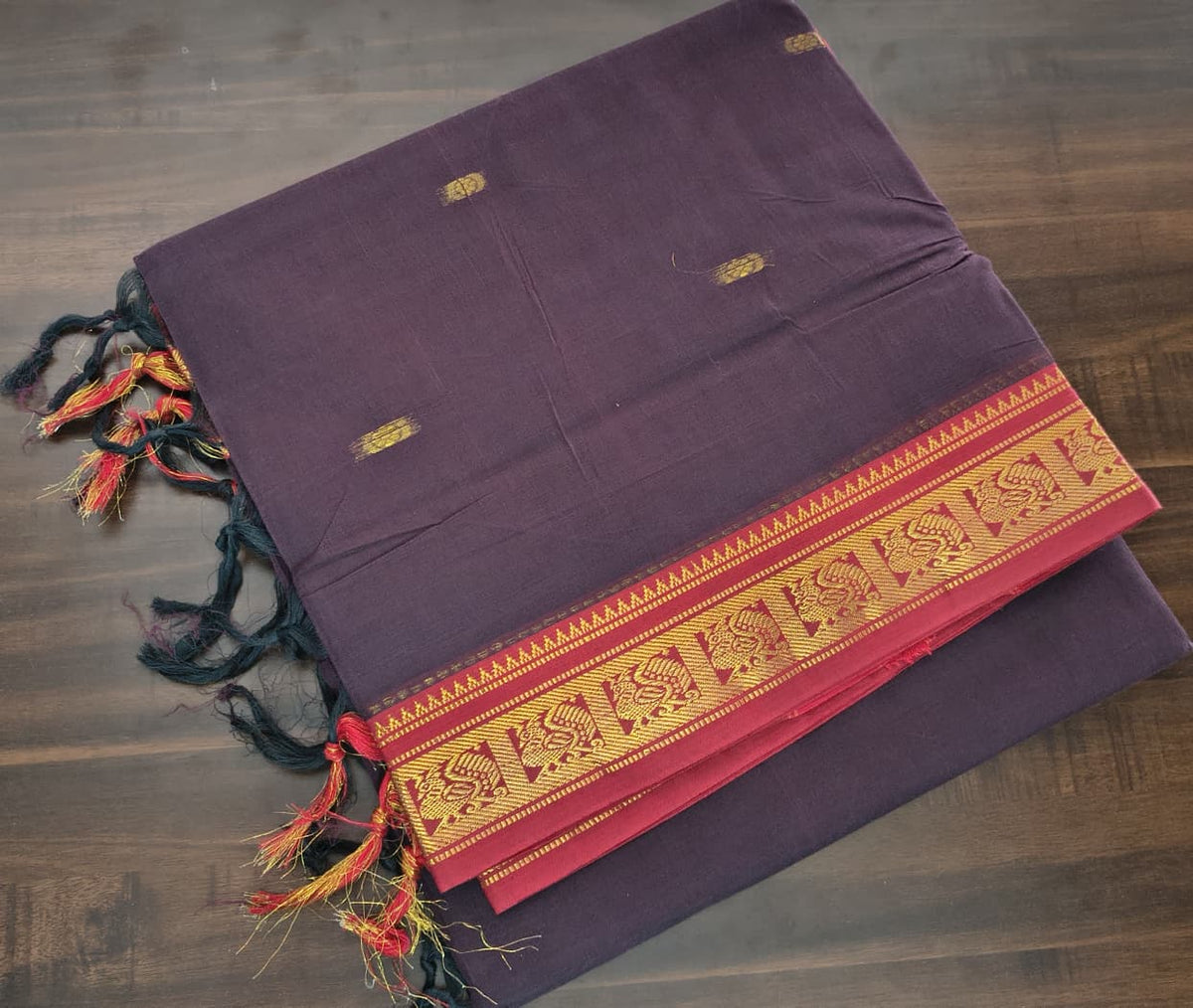 Cotton Sarees 8 Mtrs with Blouse – Zari Border