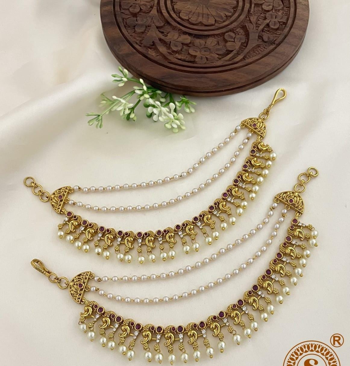 Royal Bridal Pearl Ear Chain (Mattal)